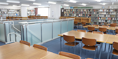 図書館 國學院大学北海道短期大学部